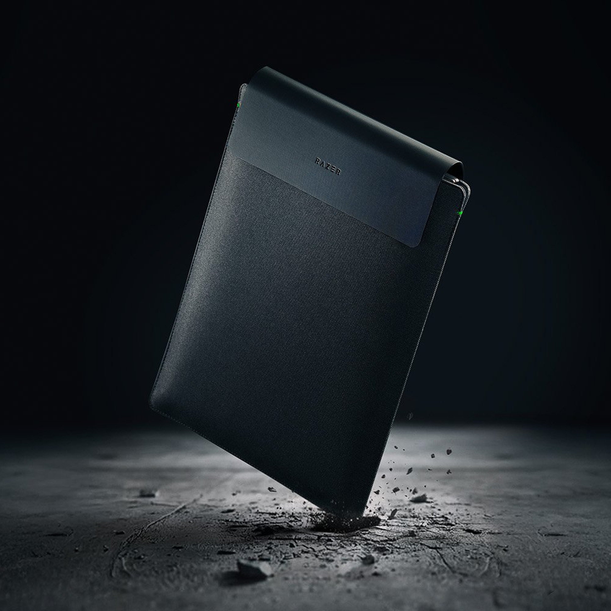 Чехол для ноутбука Razer Laptop Sleeve 16" with Wireless Charging